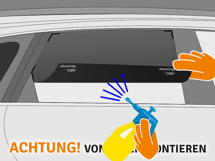 Reinige nun auch nochmal den unteren Teil der Scheibe. Halte dabei ausreichend Abstand zur Folie! Reinige nun auch nochmal den unteren Teil der Scheibe. Halte dabei ausreichend Abstand zur Folie!