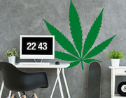 Let‘s talk Ganja: Wandtattoo Cool Cannabis mit Kult-Pflanze