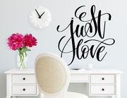 Wandtattoo „Just Love“ betont was wirklich zählt