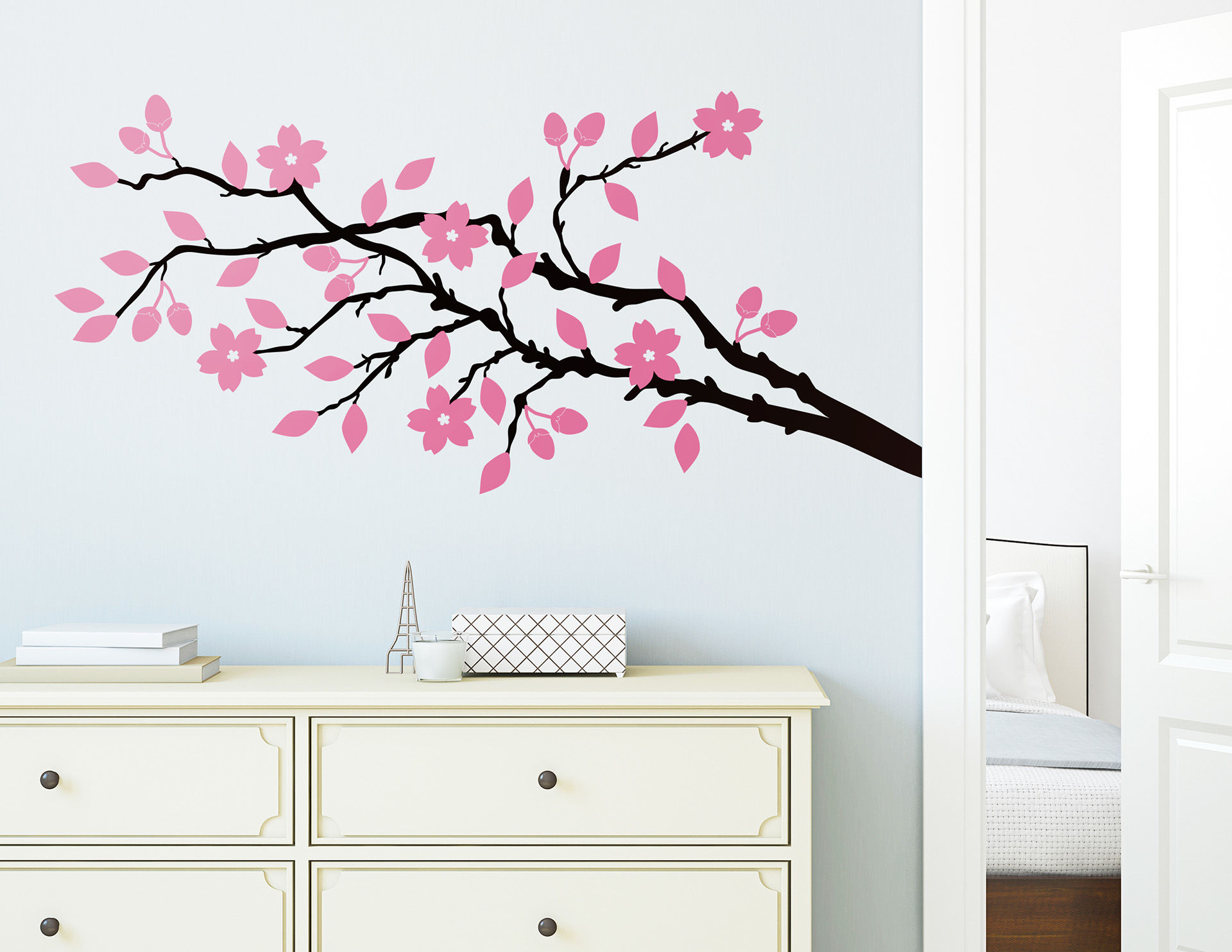 Wandtattoo „Kirschblütentraum“ steht für Schönheit
