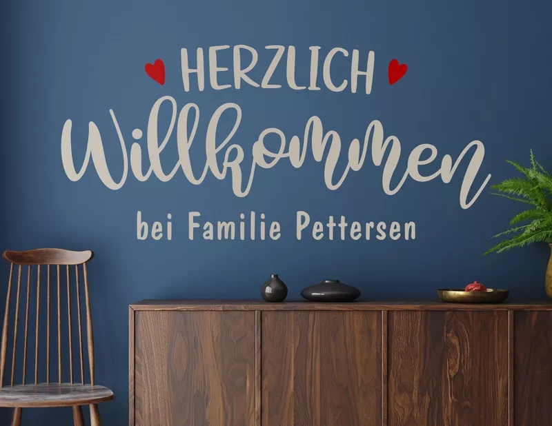 Wandtattoo Herzlich Willkommen bei…