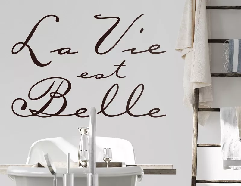 Wandtattoo La Vie est Belle fürs Wohnzimmer