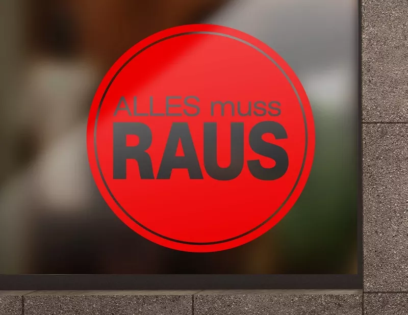 Sale Aufkleber als Eyecatcher: Alles muss raus