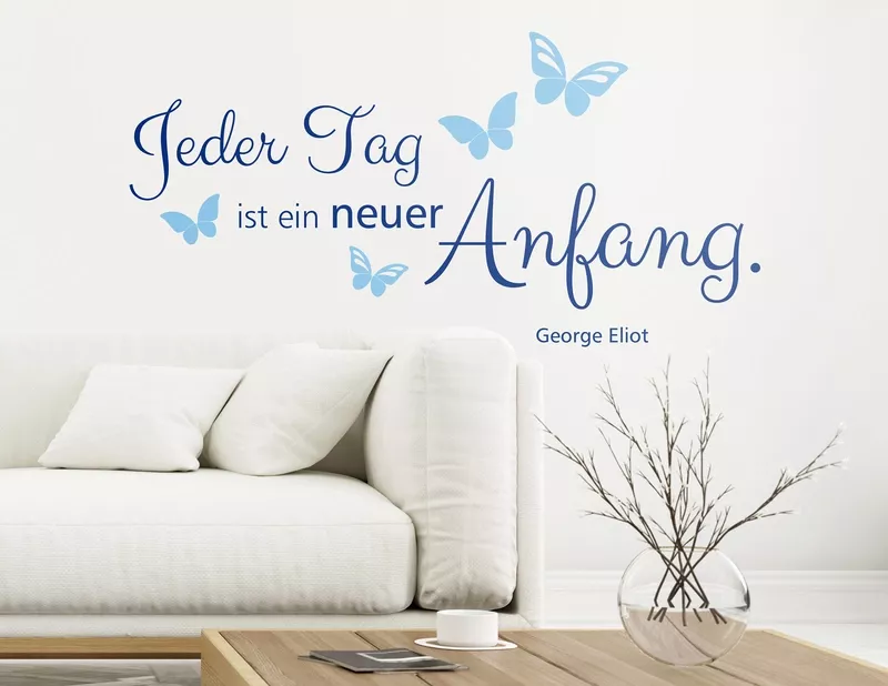 Süßes Wandtattoo "Jeder Tag" mit Schmetterlingen