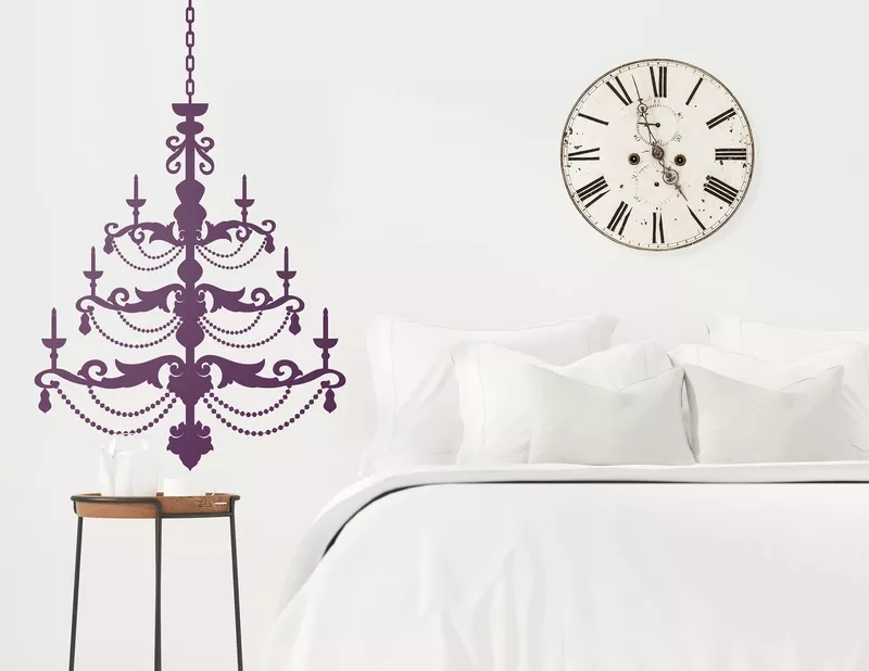 Wandtattoo „Kronleuchter Karlotta“ bringt Eleganz ins Zimmer